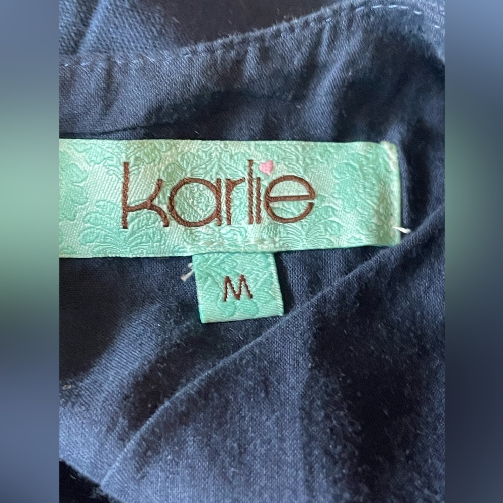 Karlie embroidered dress - Picture 3 of 7